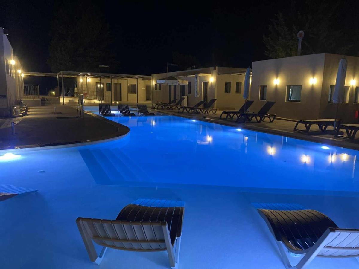 Spasmeni Vrisi Nirikos Camping מראה חיצוני תמונה