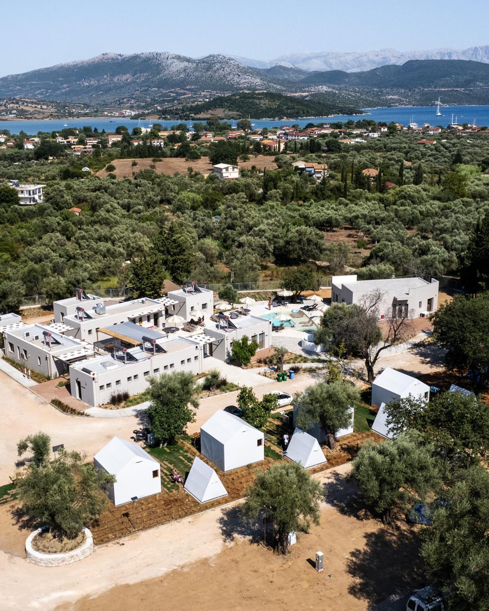 Spasmeni Vrisi Nirikos Camping מראה חיצוני תמונה