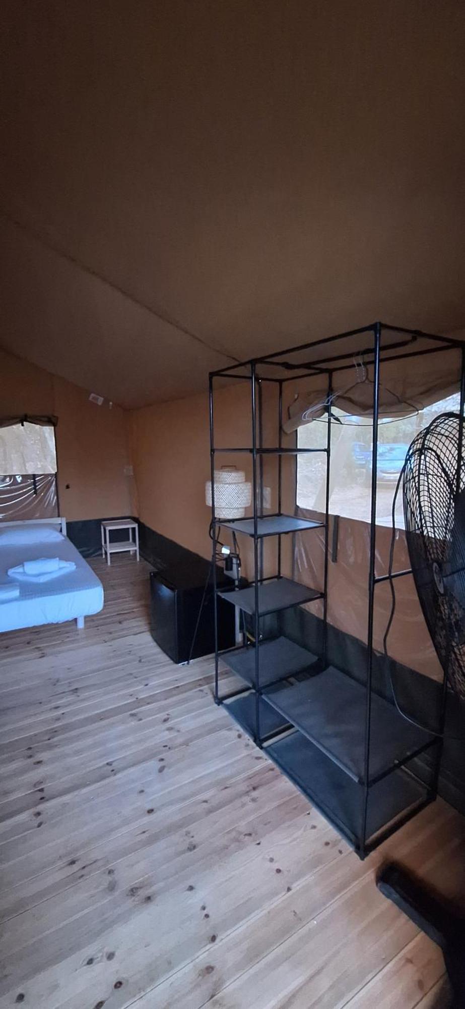 Spasmeni Vrisi Nirikos Camping חדר תמונה