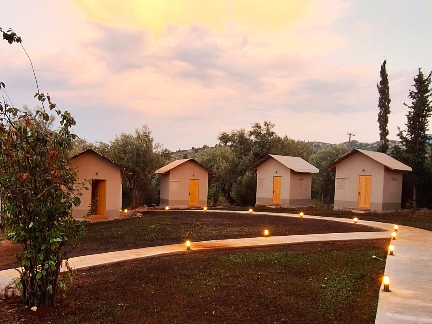 Spasmeni Vrisi Nirikos Camping חדר תמונה