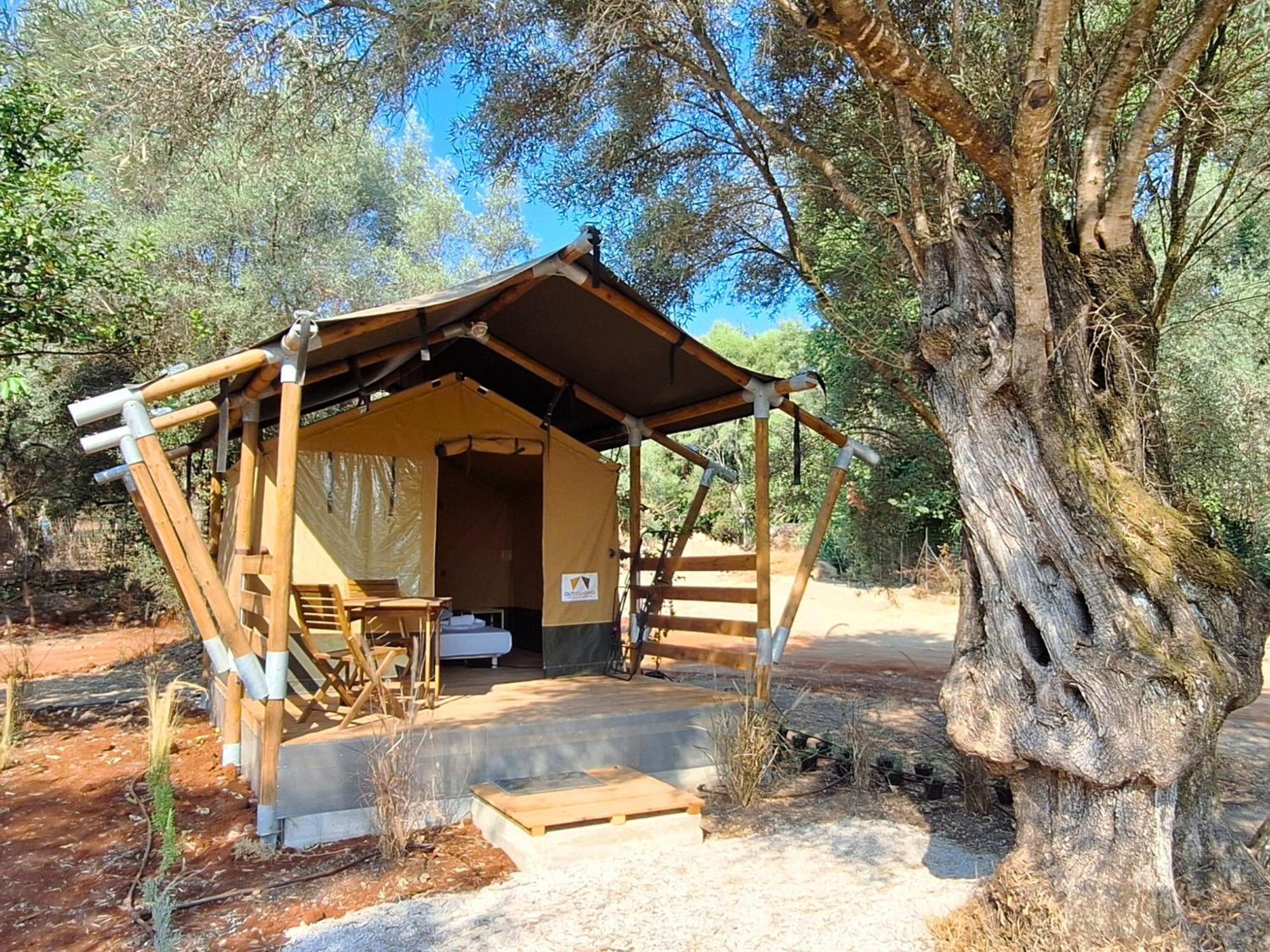 Spasmeni Vrisi Nirikos Camping חדר תמונה
