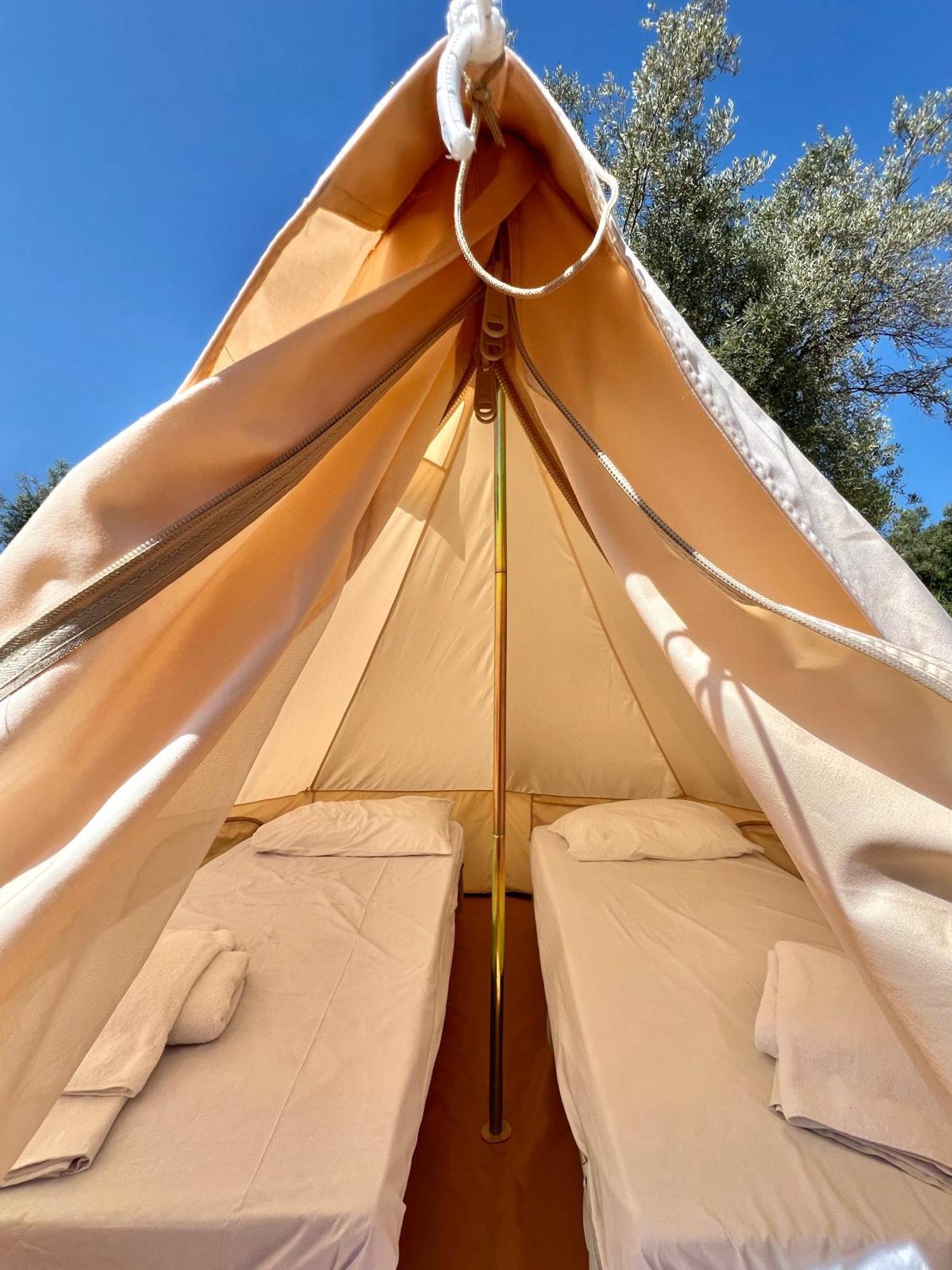 Spasmeni Vrisi Nirikos Camping חדר תמונה